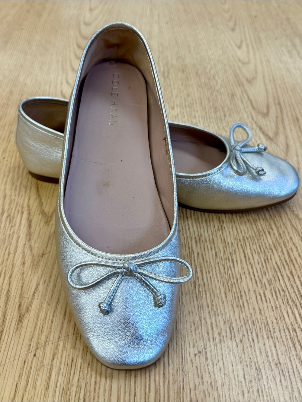 Cole Haan Yara Metallic Gold Soft Leather Ballet Flats Bow Trim 8 Fall Coquette